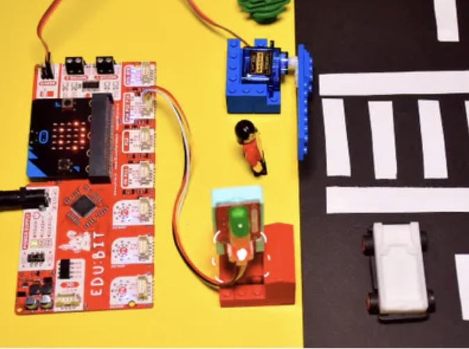 EDU:BIT Education Kit with micro:bit V2 - Image 3